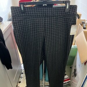 Liz Claiborne Black Houndstooth Trousers